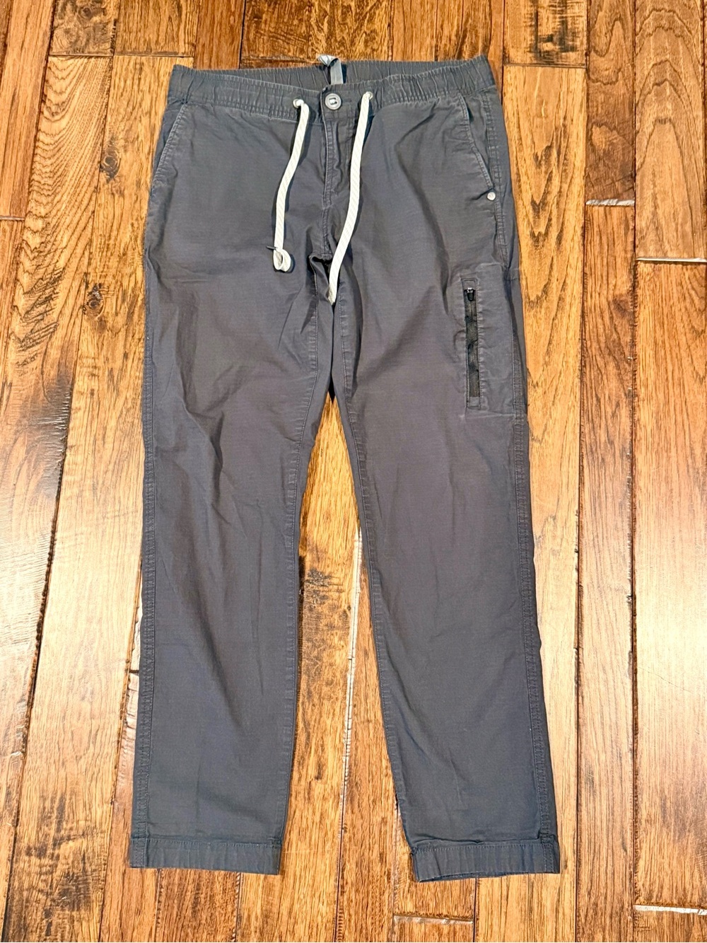 Vuori Ripstop Pants Women’s MEDIUM Charcoal Gray Outdoor Athletic Performance